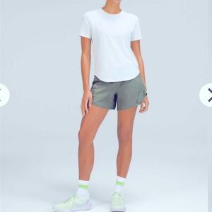 Lululemon High Neck Running and Training T-Shirt Light Gray Size 14 NWT